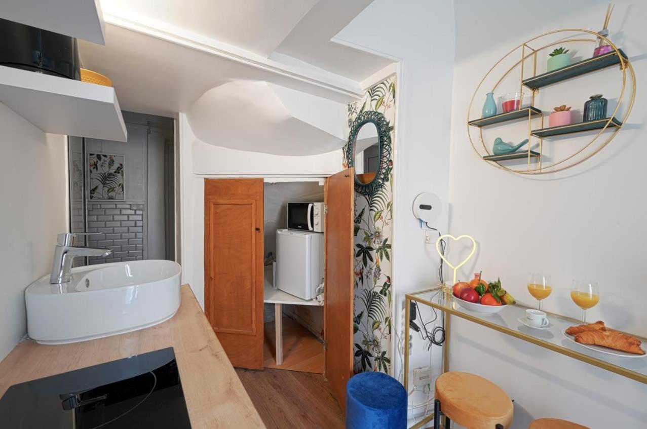 Cosy Renovated Studio In Heart Of Marais, Best Area To Discover In Paris Appartement Buitenkant foto